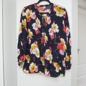 Old Navy fun, floral tunic